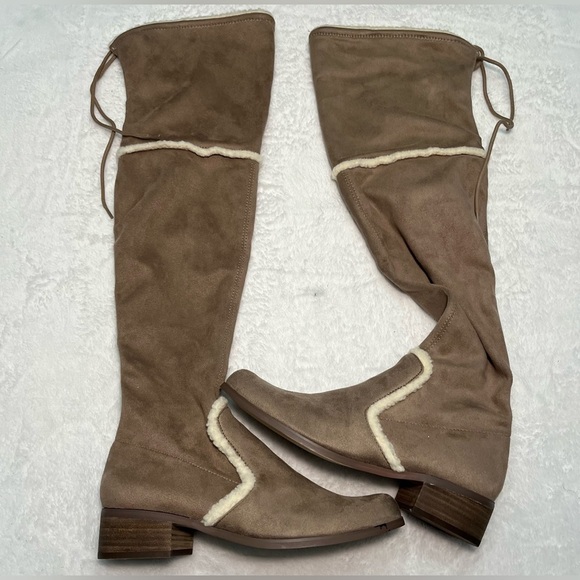 NWOT Charles David Sz7.5 brown/beige pullon over the knee boots by Anthropologie - Picture 4 of 10